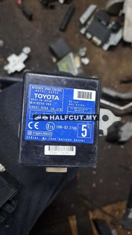 TOYOTA YARIS ECU (89741-52250)