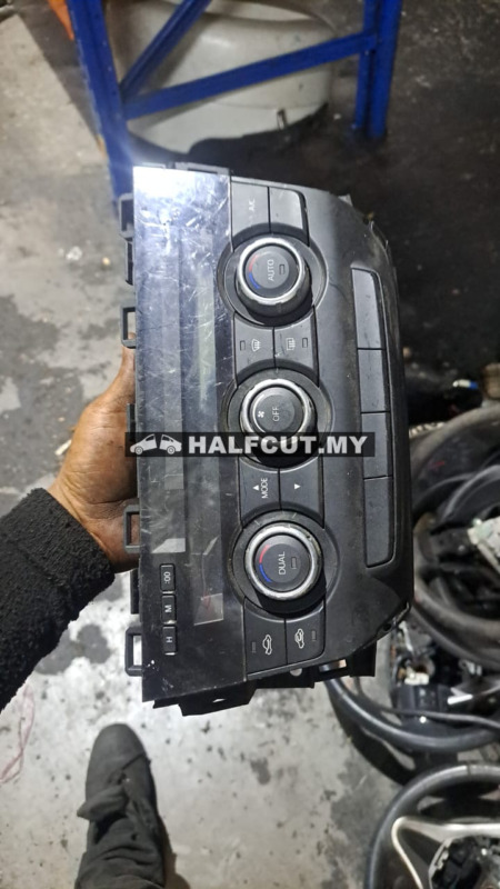 MAZDA CX5 AIRCOND SWITCH