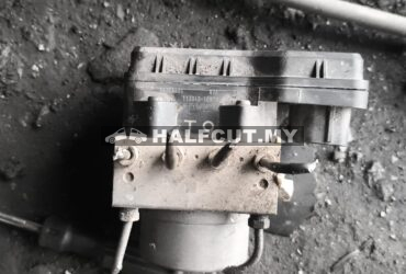 MITSUBISHI TRITON 4D56U ABS PUMP(113040-10910)"T9
