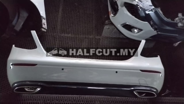 W213 E300 REAR BUMPER
