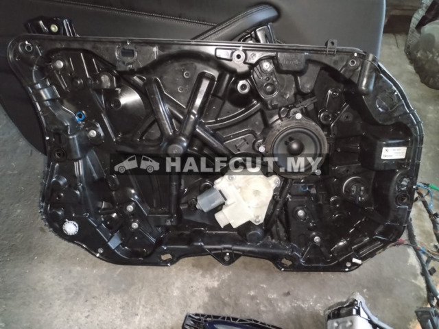 BMW G30 POWER WINDOW FRONT LEFT 6 PIN