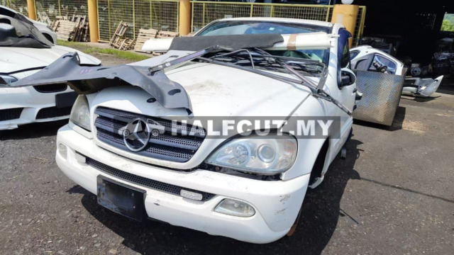 W163 M-CLASS SUV 612963 4WD HALF CUT