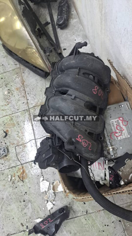 PEUGEOT 208  MANIFOLD&THROTTLE BODY