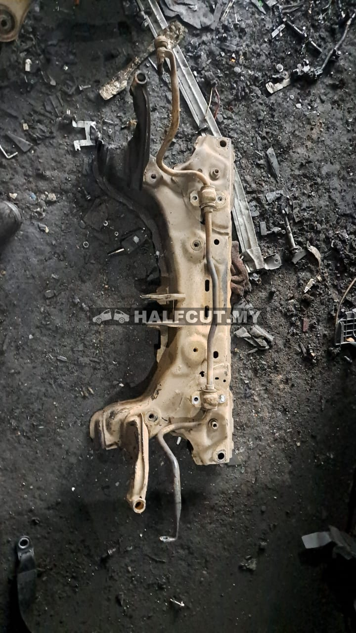 MAZDA 2 2010 FRONT CROSSMEMBER