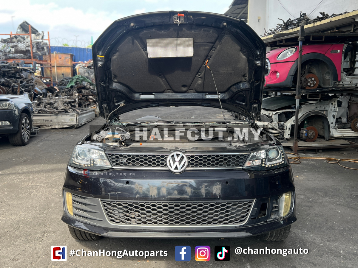 Volkswagen Jetta CTH TSI 1.4L Twincharge Turbo Half Cut