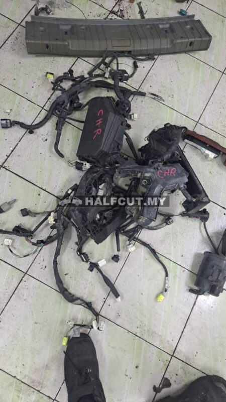 TOYOTA CHR FUSE BOX WAYARING