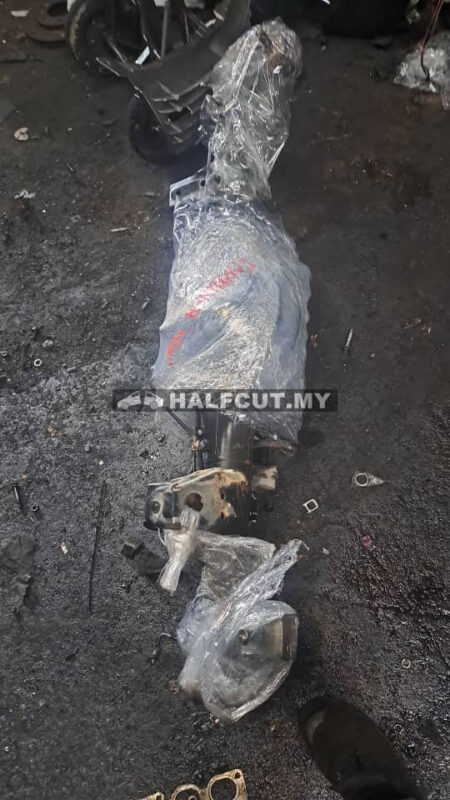 OYOTA FORTUNER NEW REAR AXLE