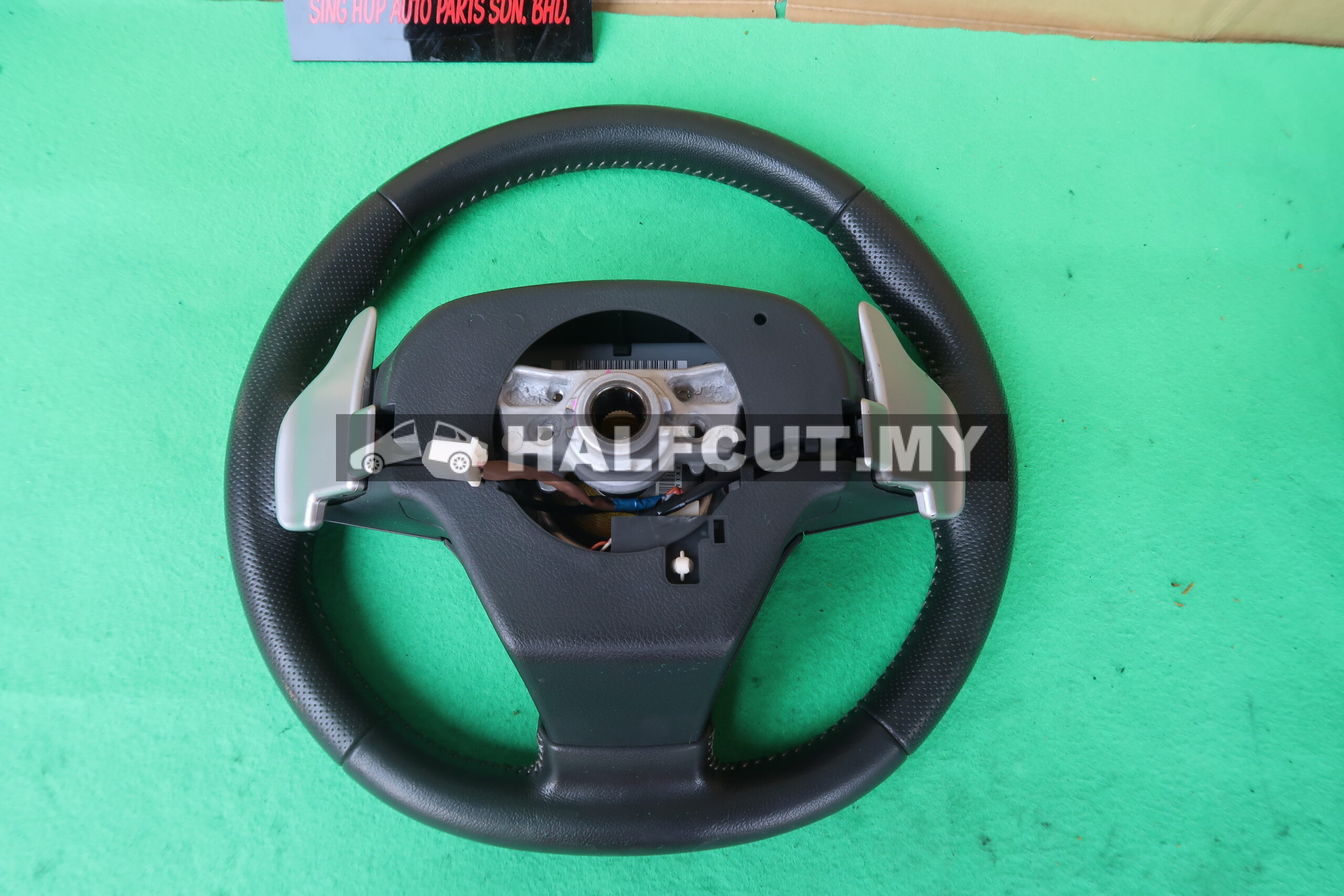TOYOTA WISH ZGE20 STEERING WHEEL