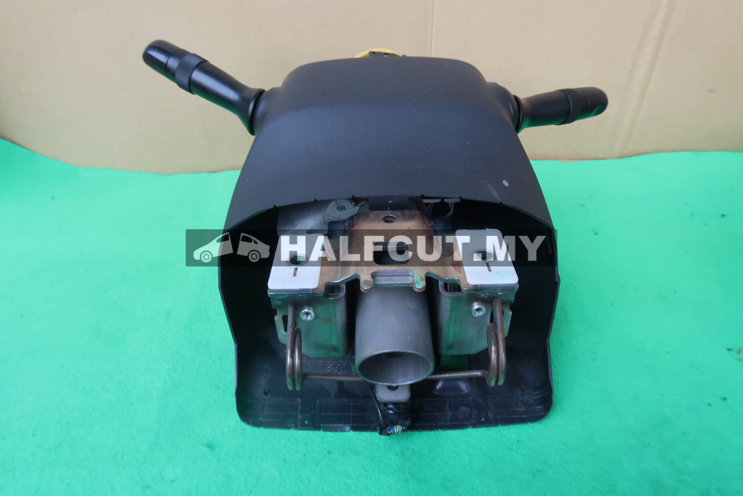 TOYOTA WISH ZGE20 SIGANL SWITCH