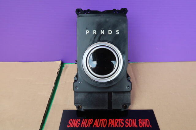 RANGE ROVER EVOQUE GEAR LEVEL