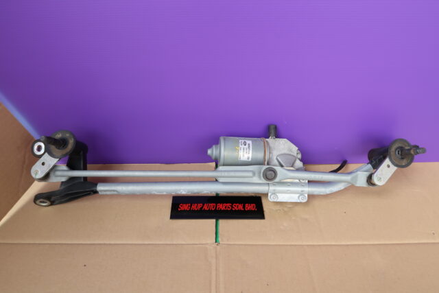 RANGE ROVER EVOQUE FRONT WIPER MOTOR N LINKAGE