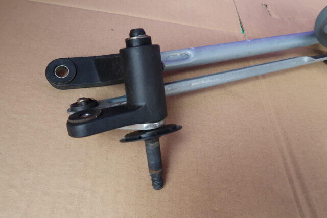 RANGE ROVER EVOQUE FRONT WIPER MOTOR N LINKAGE