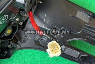 TOYOTA ALPHARD AGH30 TAIL LAMP 58-76