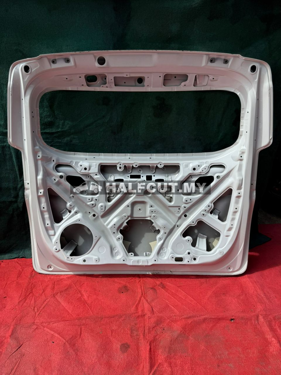 TOYOTA VOXY 2023 REAR BONNET