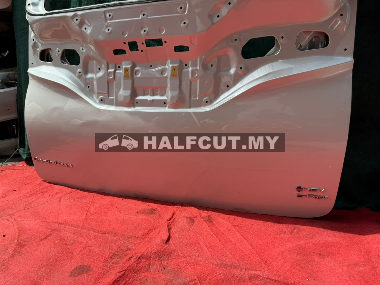 TOYOTA VOXY 2023 REAR BONNET