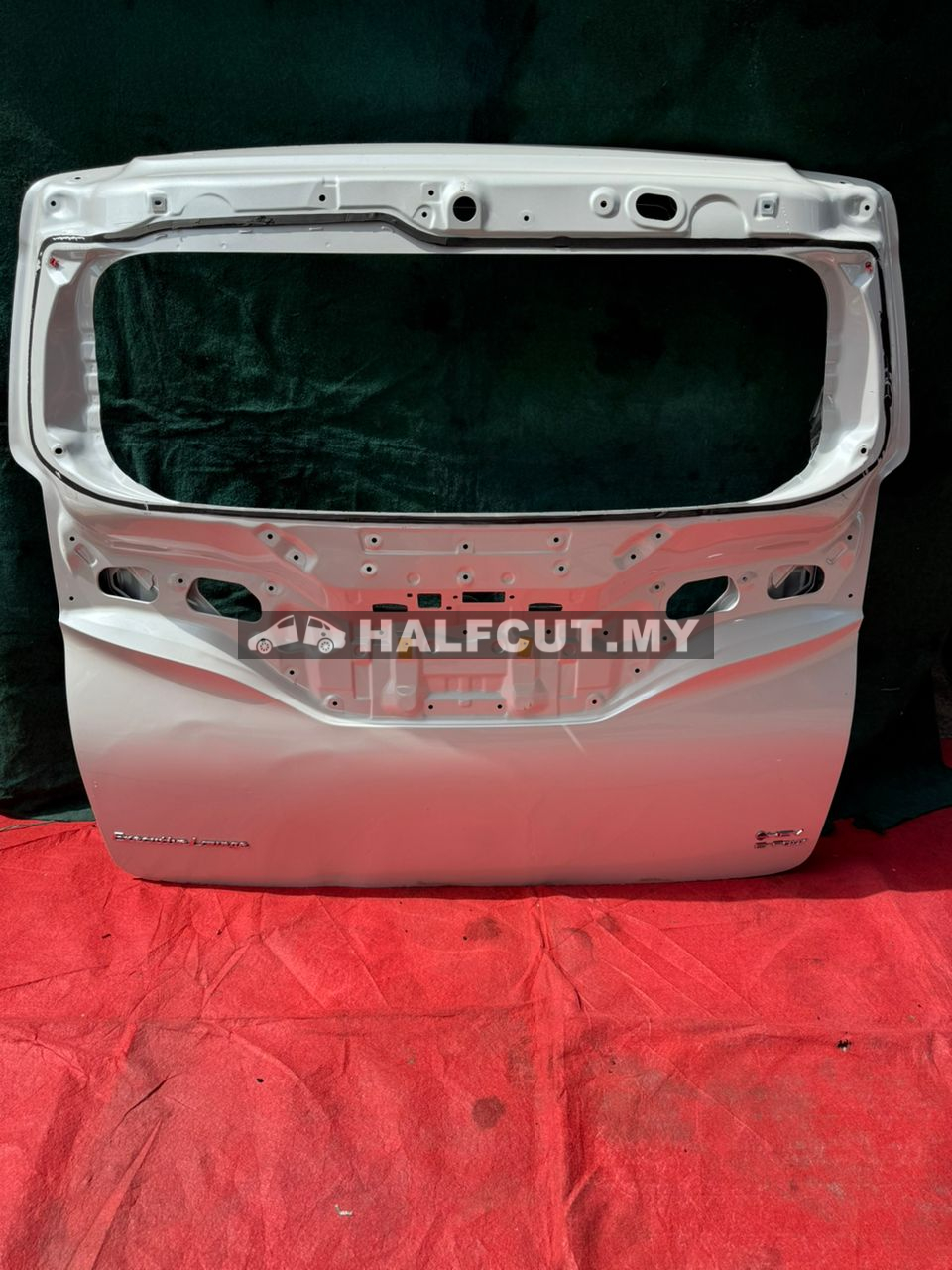 TOYOTA VOXY 2023 REAR BONNET