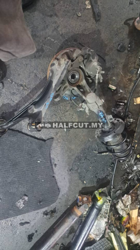 HONDA CIVIC TEA 1.5CC FRONT KNUCKLE &ABSORBER &LOWER F/R ABS