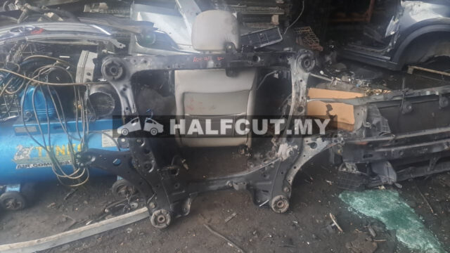 TOYOTA CAMRY ACV40 2.0 CROSSMEMBER