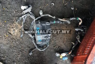 TOYOTA AVANZA 652 FUSE BOX WAYA