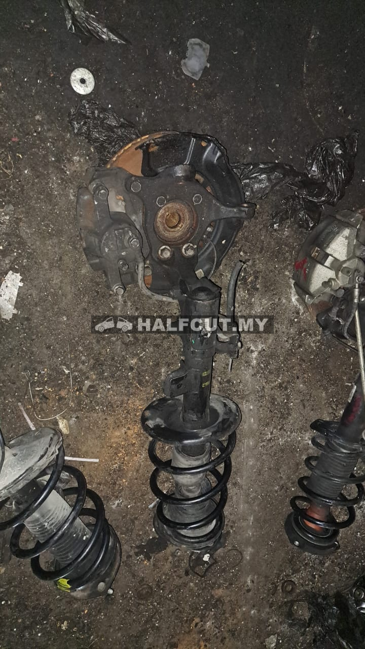 TOYOTA ESTIMA ACR50 2.4 FRONT KNUCKLE &ABSORBER F/L