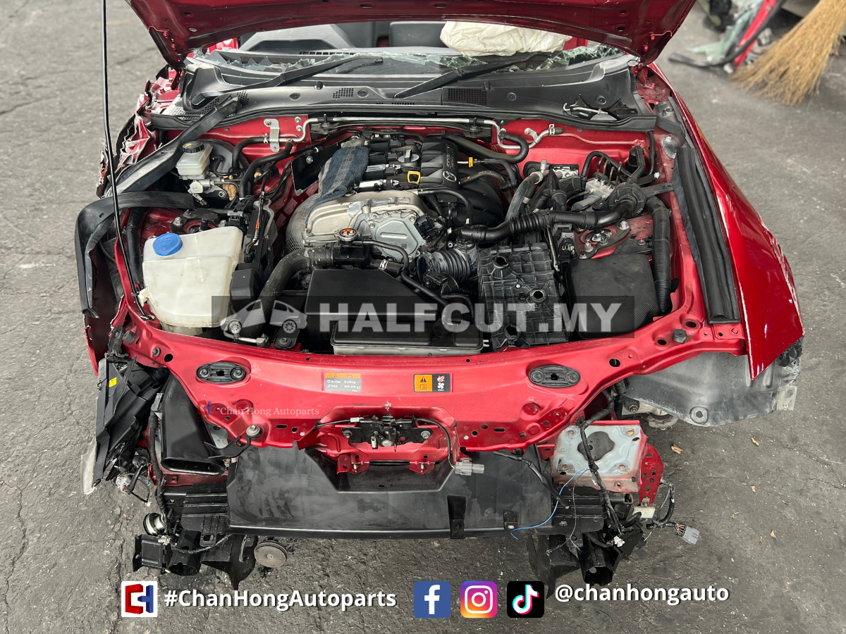 Mazda MX5 with PE 2.0L Engine Half Cut