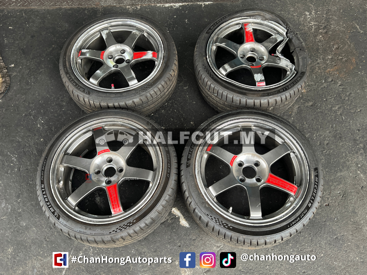 Mazda MX5 with PE 2.0L Engine Half Cut