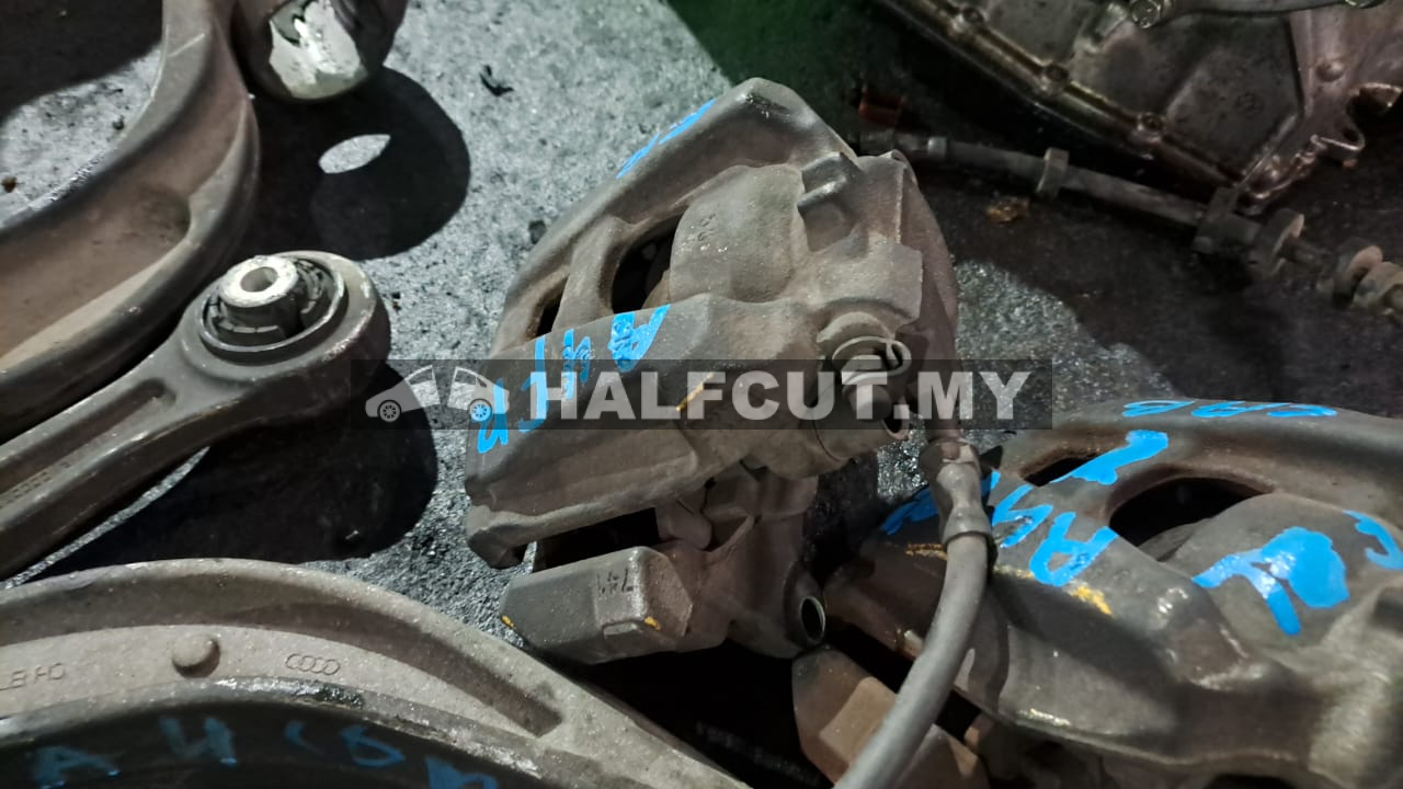 AUDI  A4 CAB FRONT CALIPER RH