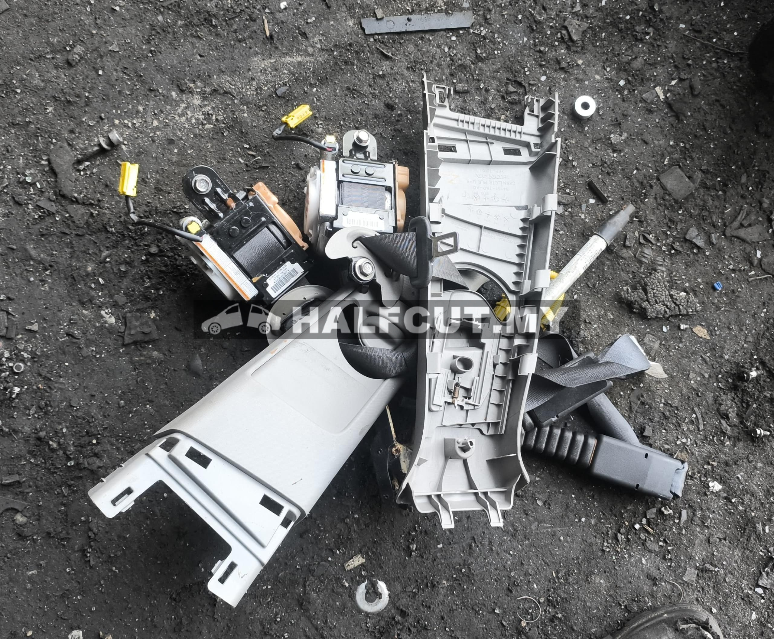 PROTON PERDANA SEAT BELT