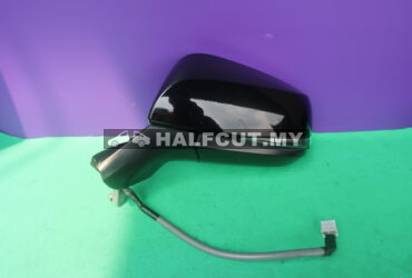 TOYOTA ALPHARD AGH30 SIDE MIRROR LH