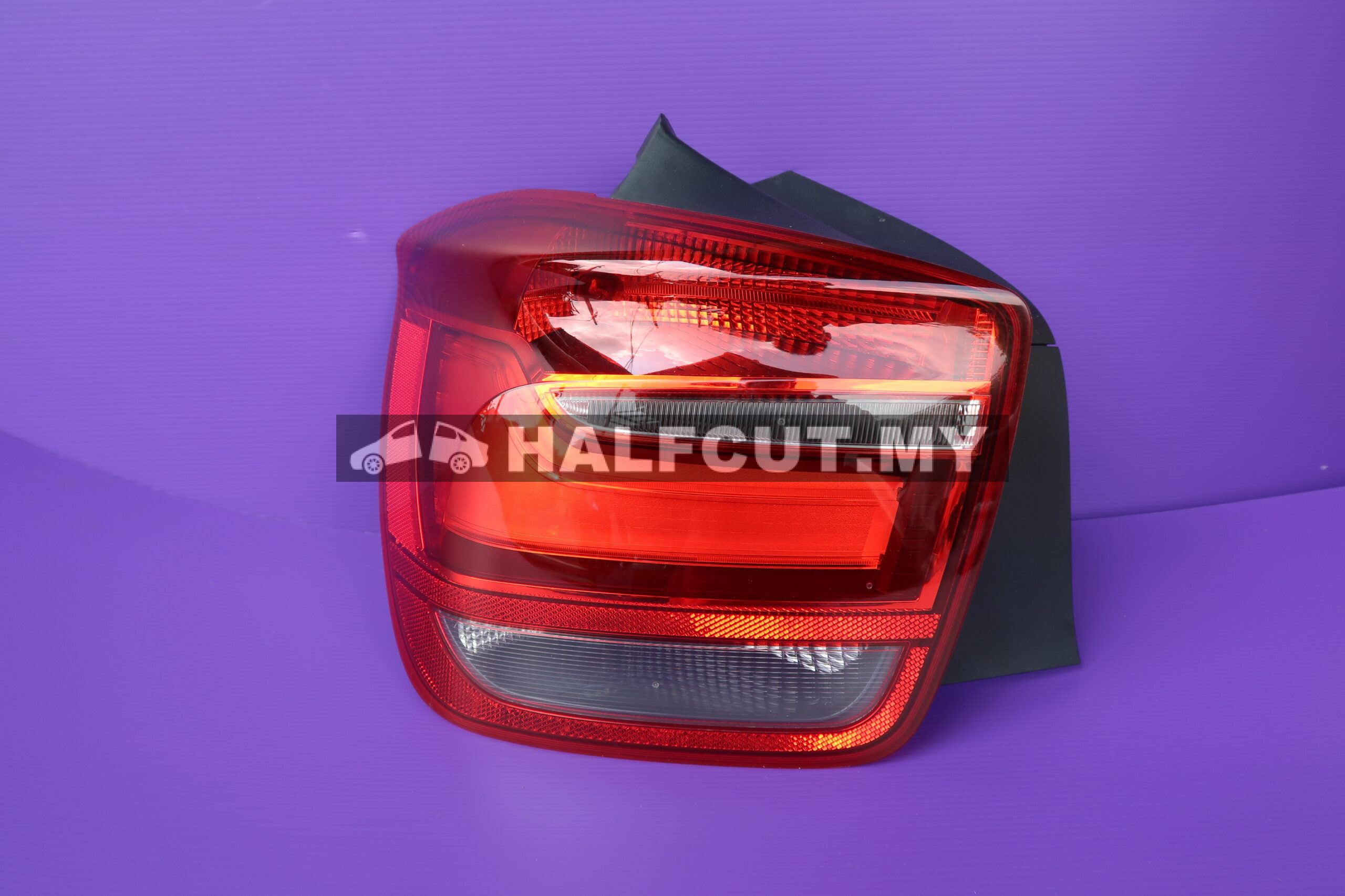 BMW F20 TAIL LAMP