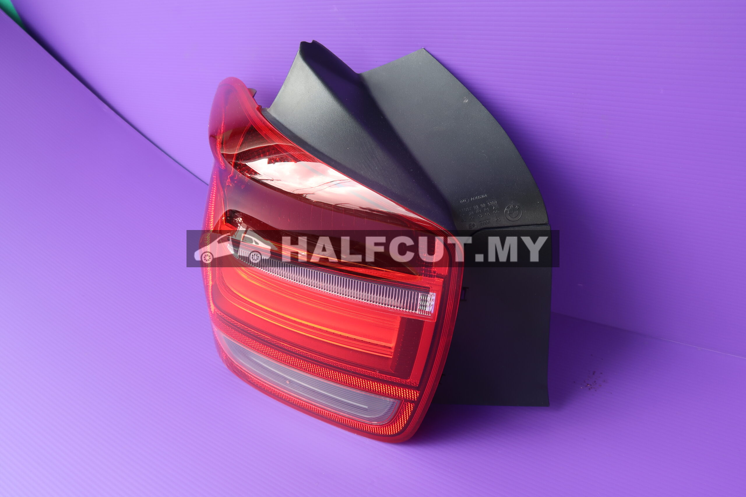 BMW F20 TAIL LAMP