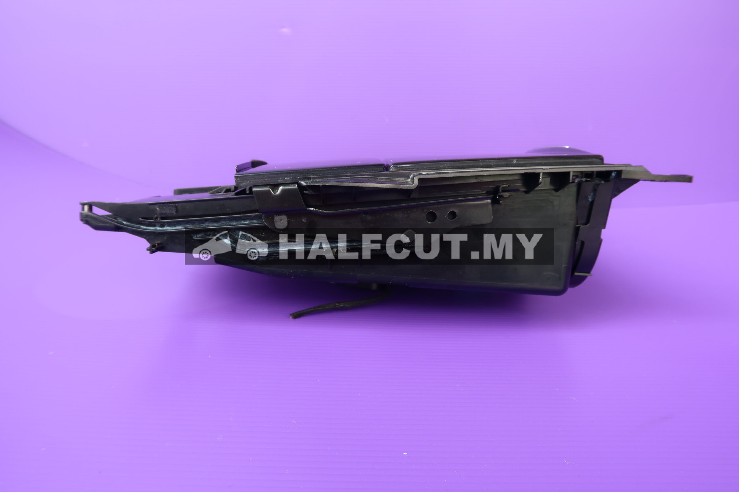MERCEDES W212 CENTRE CONSOLE