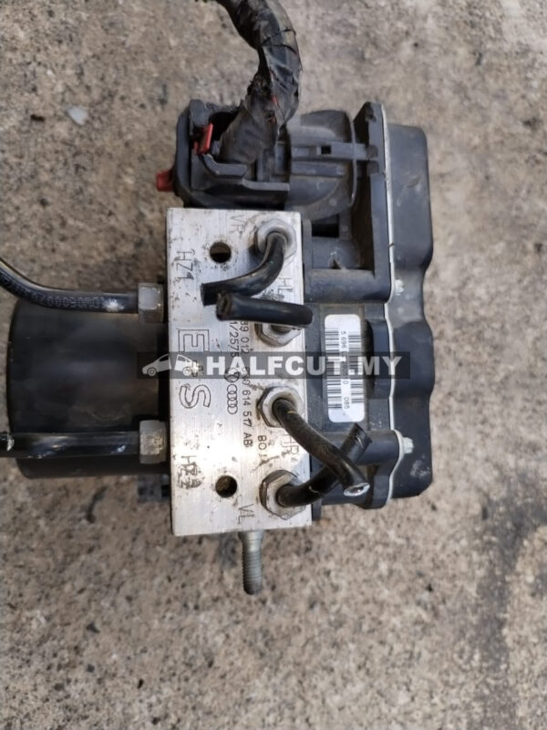 6R0 614 517 AB VW POLO CBZ 1.2 ABS PUMP