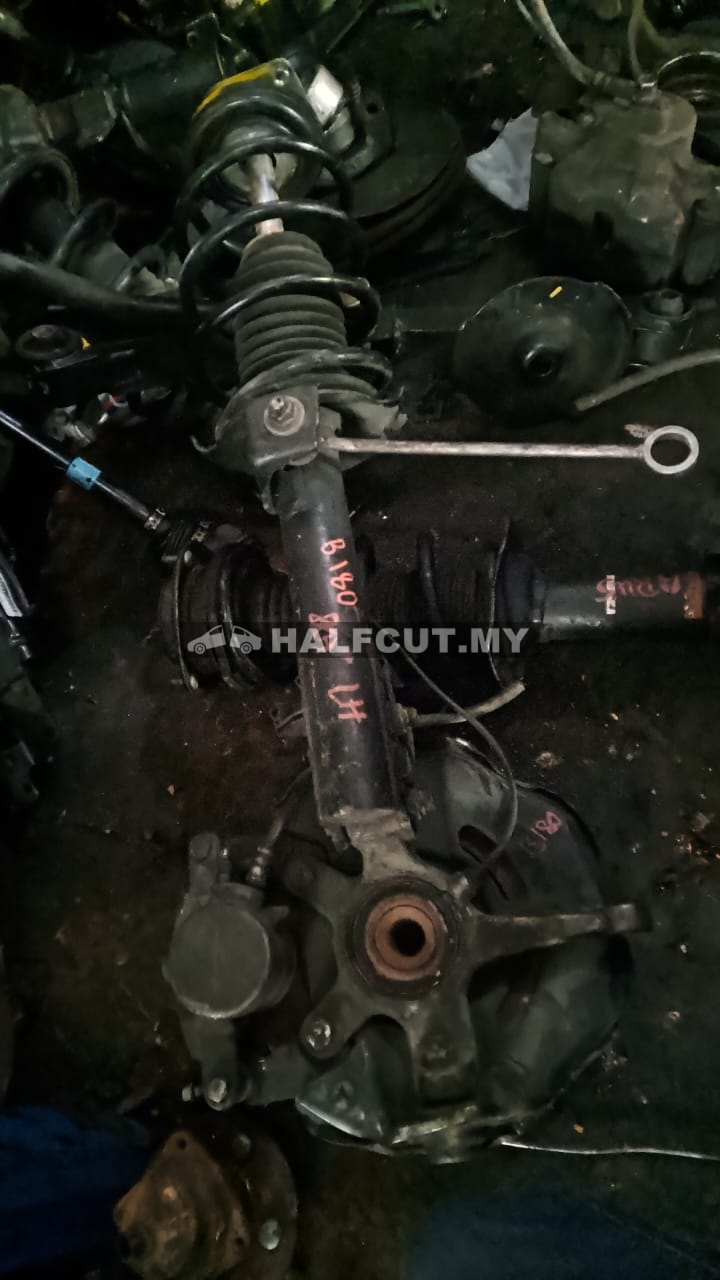 MERCEDES BENZ B180 FRONT KNUCKLE &ABSORBER F/L