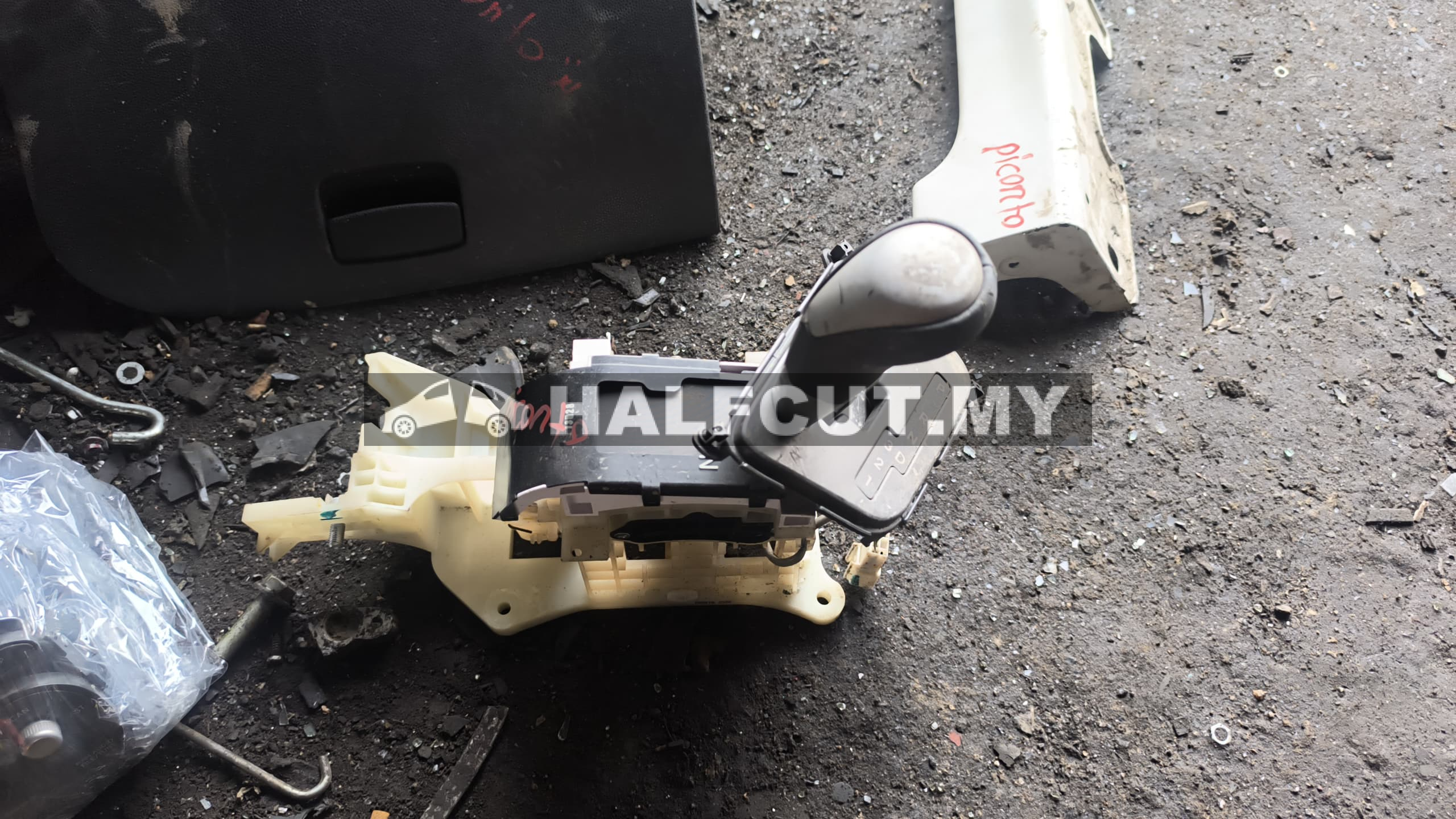 KIA PICANTO GEAR LEVEL
