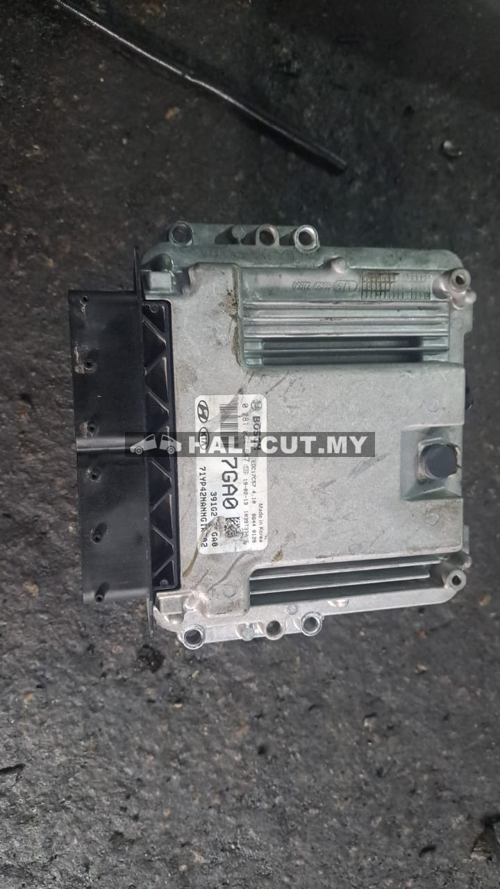 KIA CARNIVAL ENGINE ECU (0 281 034 847) 7GA0