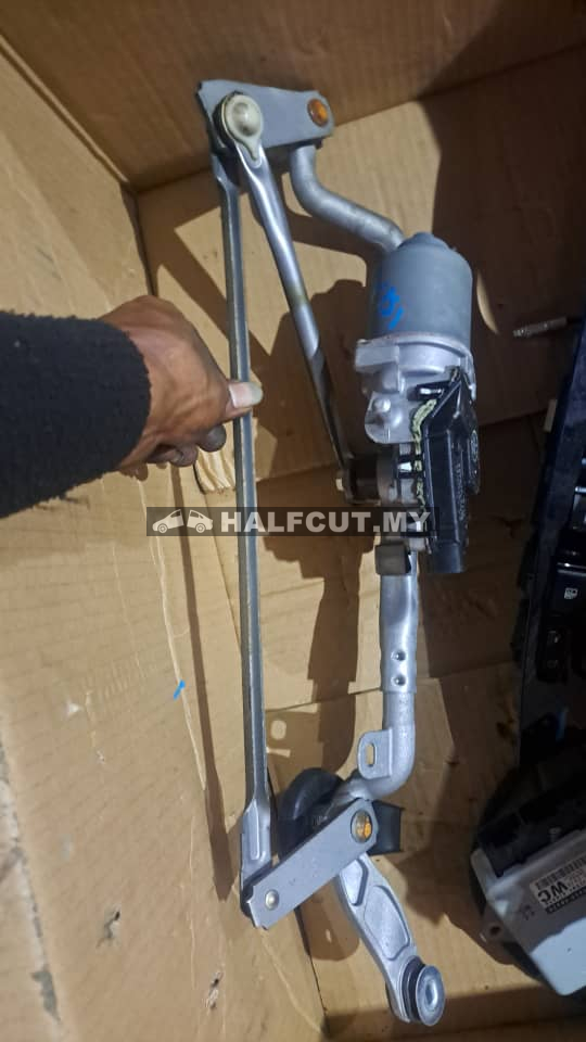 TOYOTA VIOS NCP150 WIPER LINK