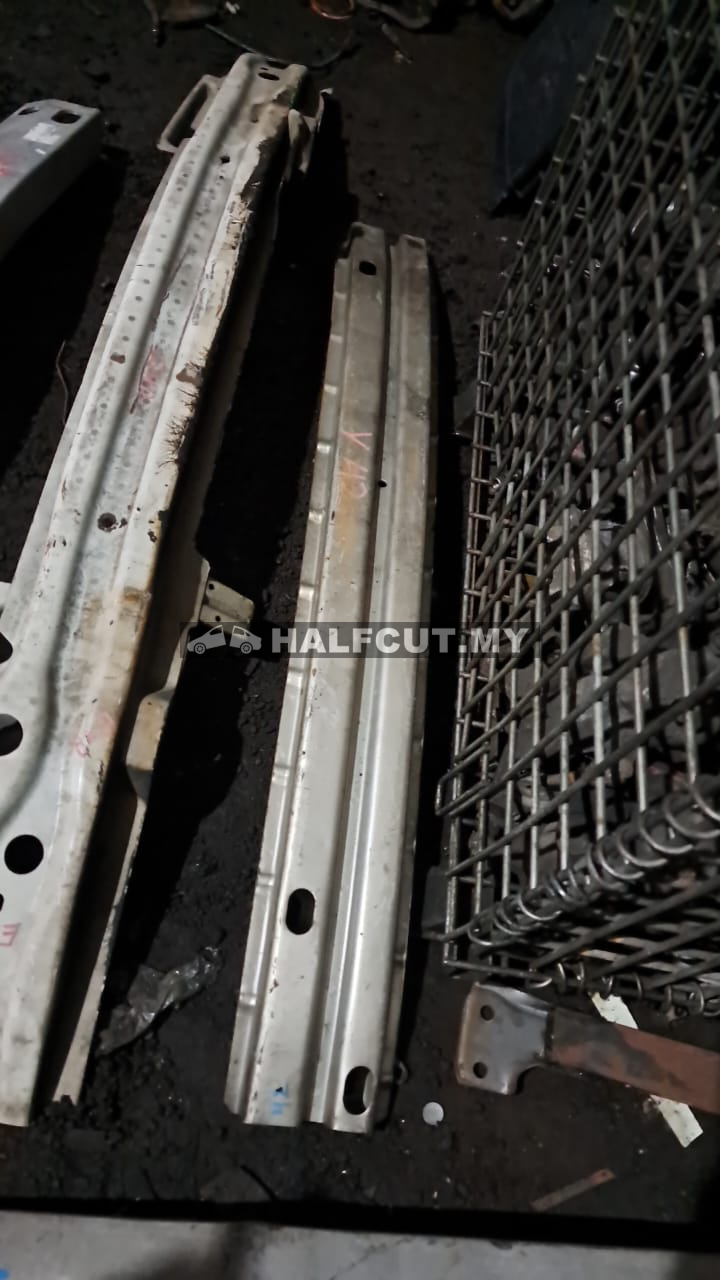 TOYOTA VIOS NCP42 FRONT BUMPER REINFORCEMENT