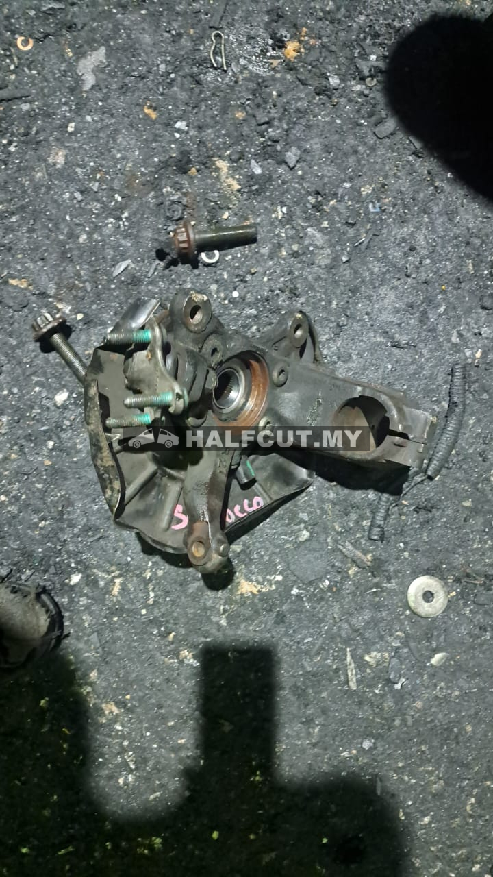 VOLKSWAGEN TIGUAN FRONT KNUCKLE F/R