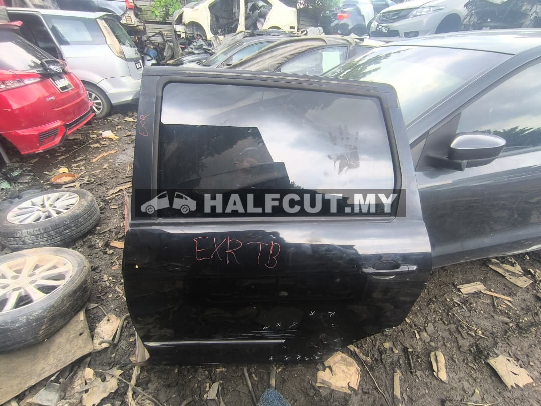 PROTON EXORA TB  REAR DOOR R/L