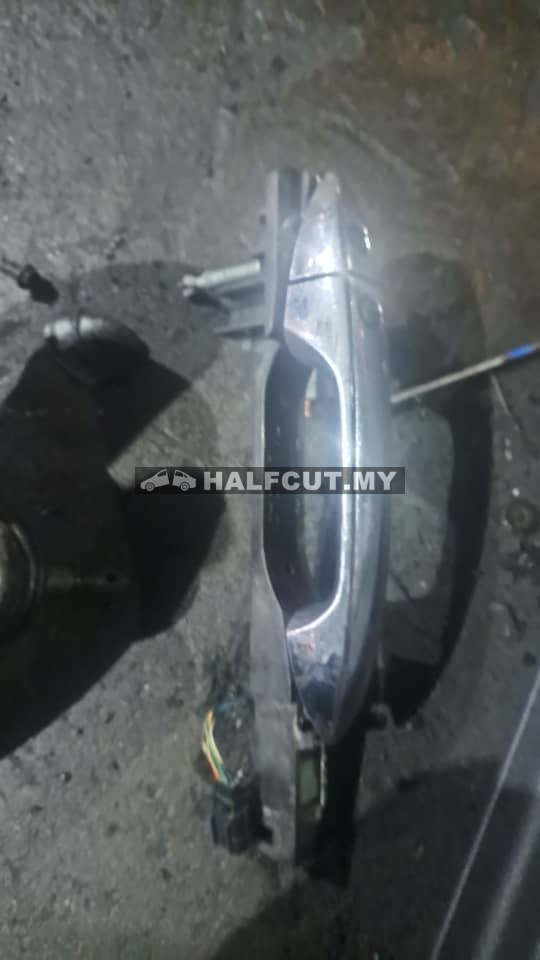 HONDA ACCORD T2A FRONT HANDLE F/R