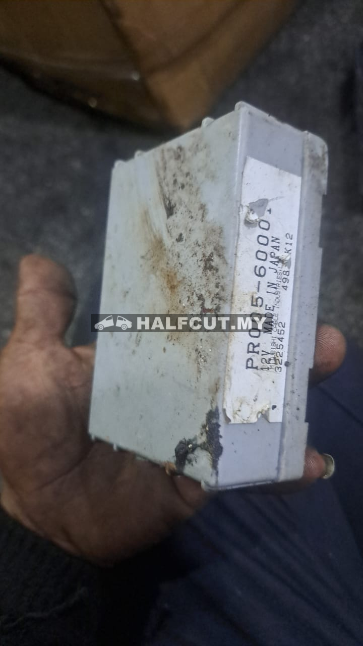 NISSAN FAIR LADY Z33 33 ECU (2PR005-60001)