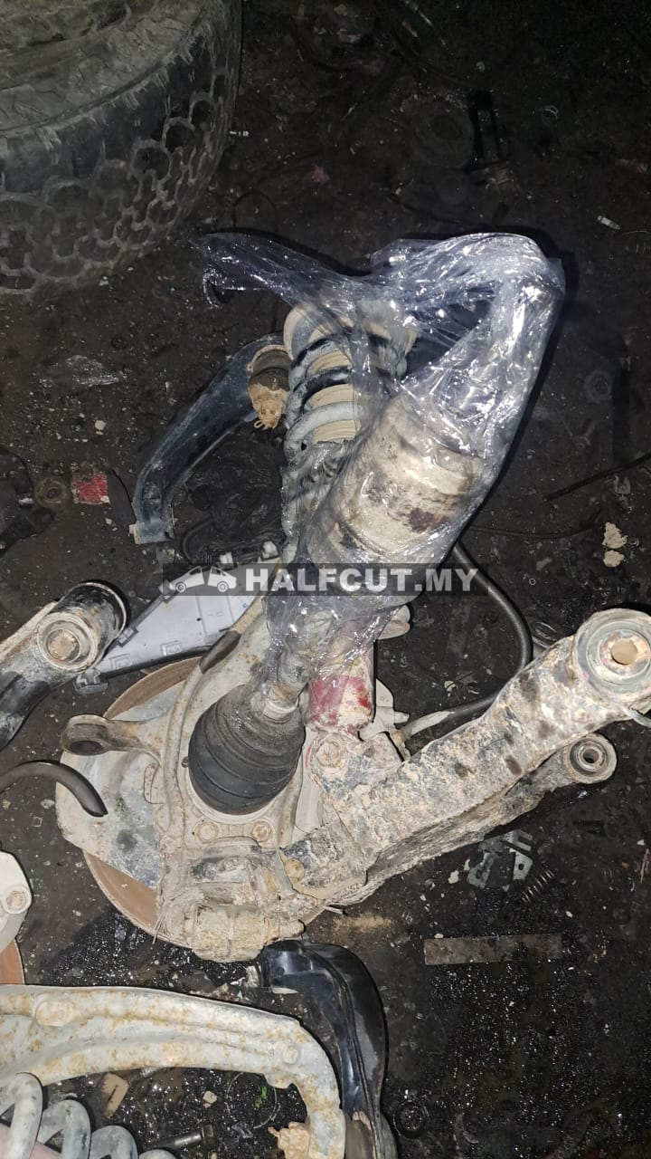 NISSAN NAVARA D40 FRONT KNUCKLE &ABSORBER &LOWER &DRIVE SHAFT RH