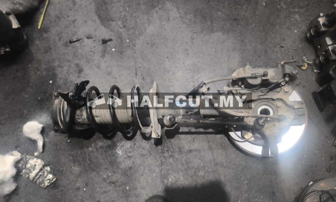 NISSAN SERENA C26 FRONT KNUCKL& ABSORBER F/L