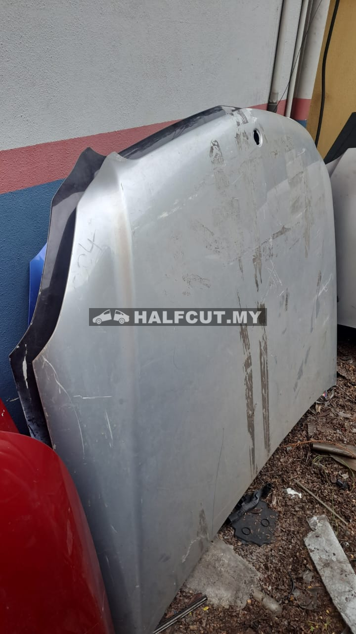 MERCEDES BENZ W204 FRONT BONNET