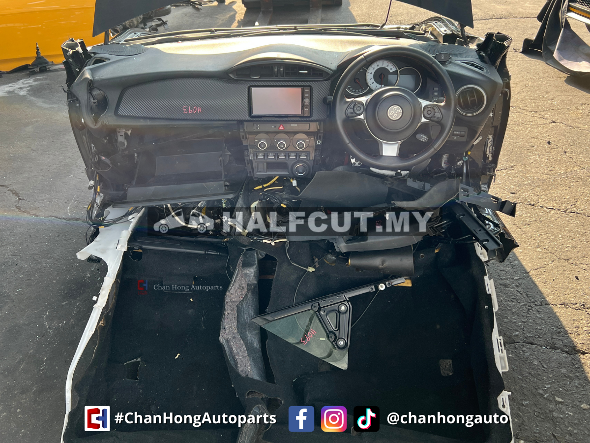 Toyota 86 2.0 GT Facelift FA20 Engine Half Cut