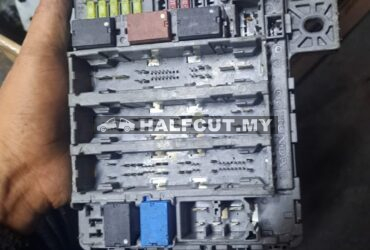 HONDA CIVIC TRO FUSE BOX ECU (TR2-M012) 2M0