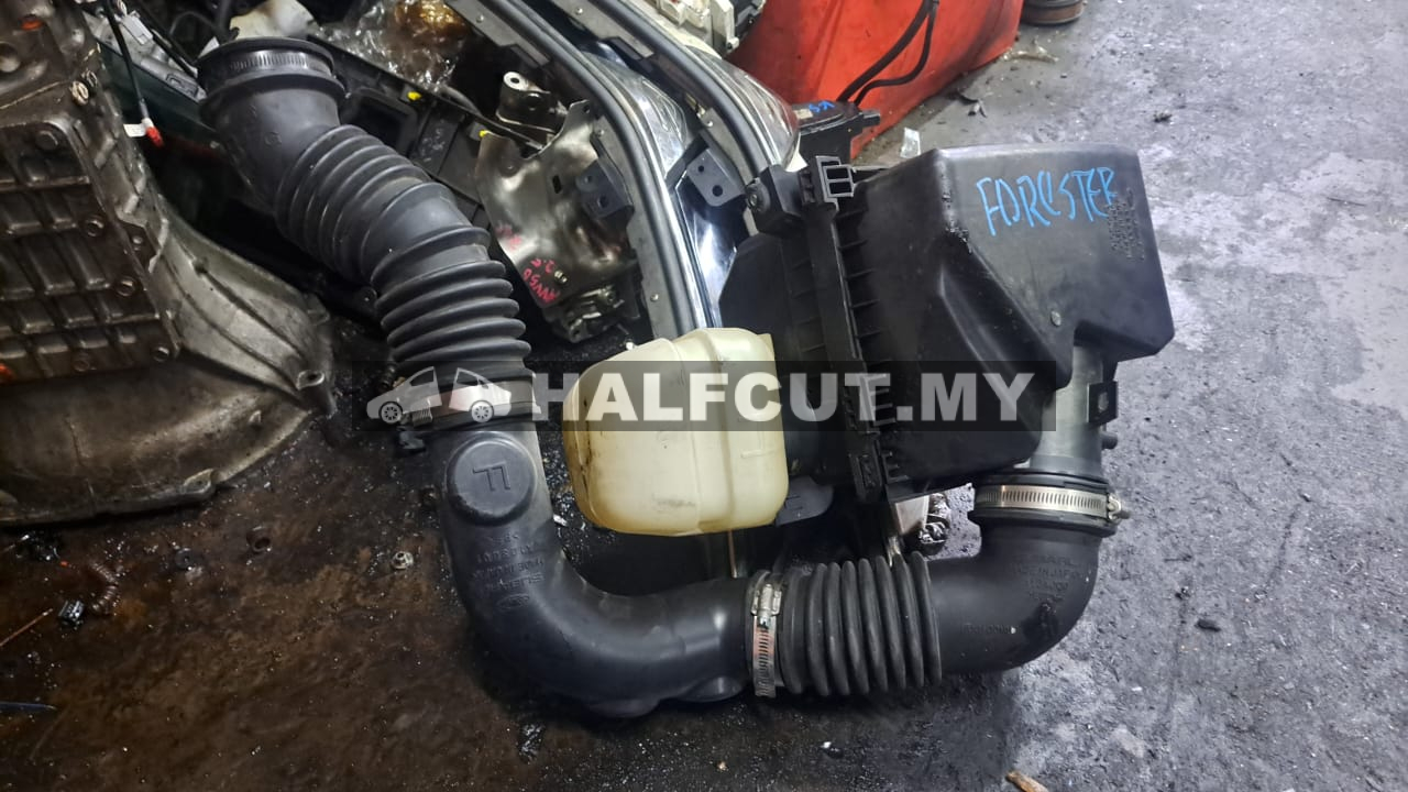 SUBARU FORESTER AIR CLEANER