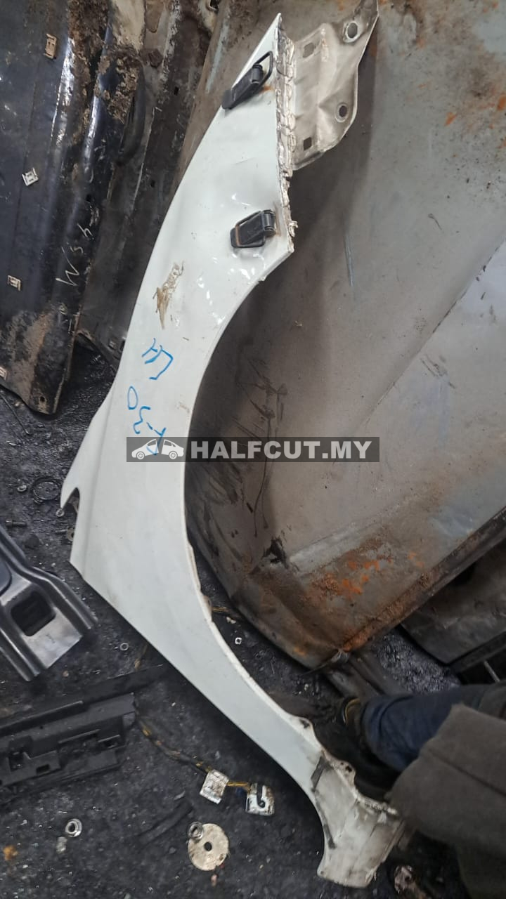 BMW F30 FRONT FENDER LH