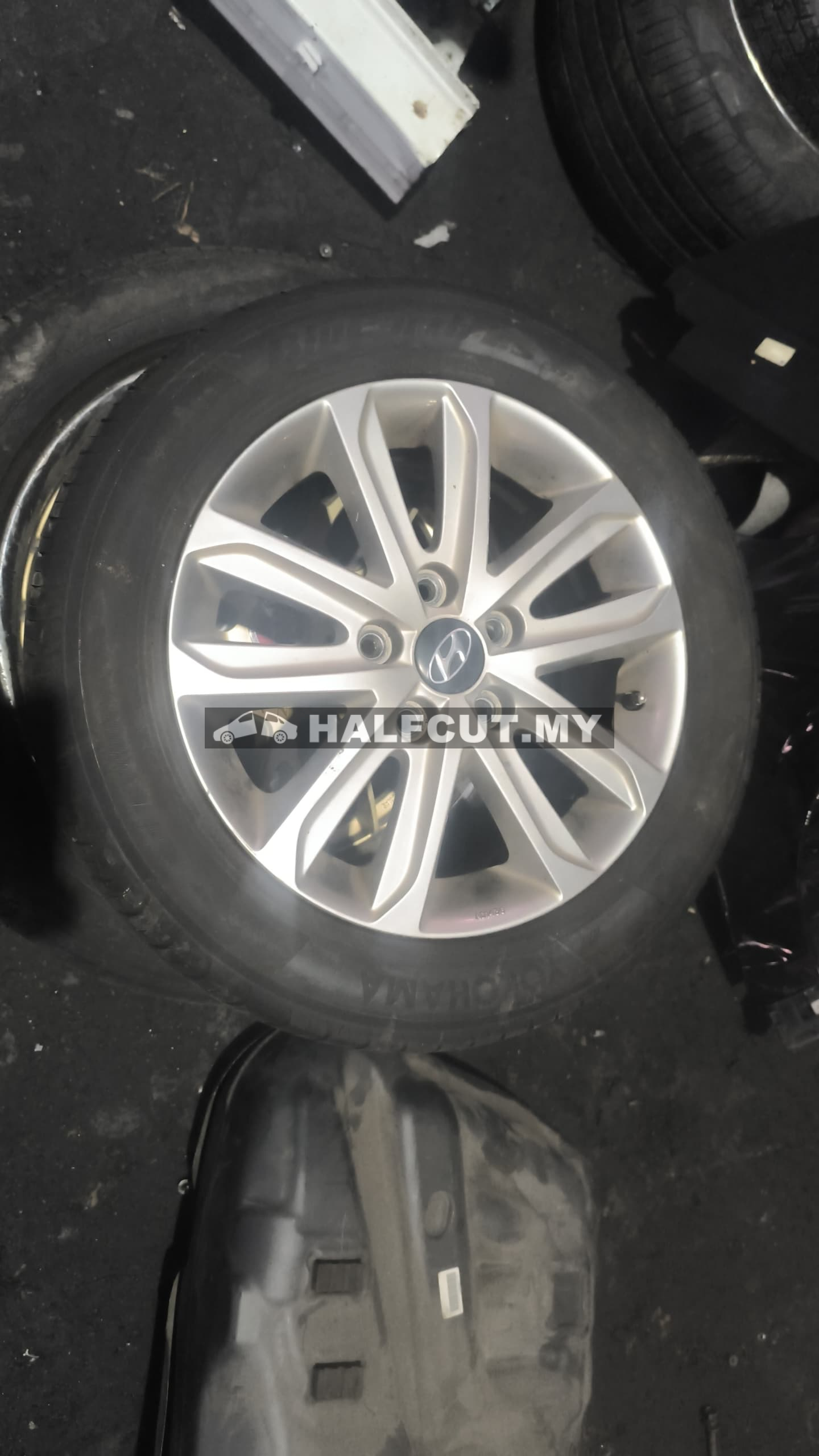 HYUNDAI ELANTRA SPORT RIM  R16